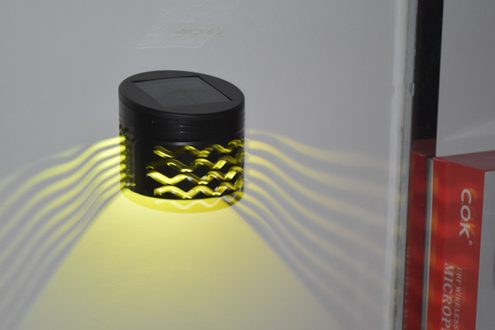 La cerca solar al aire libre Light 250mA de la pared del RGB accionó el jardín decorativo
