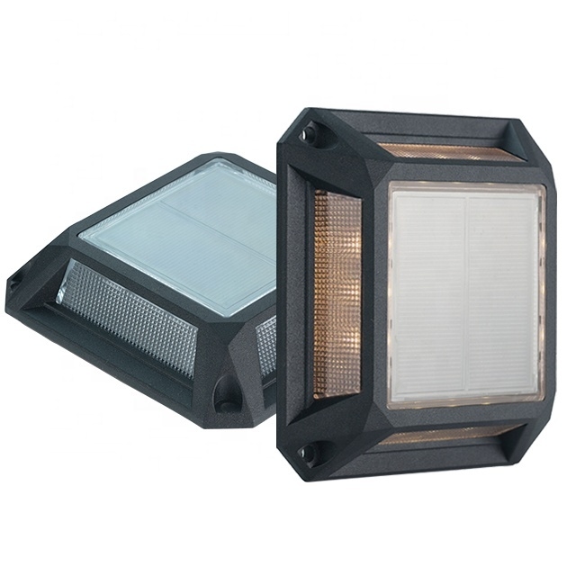 Color que cambia la luz accionada solar IP65 del LED con intensidad de ABS+PC 100LM 6-8 horas