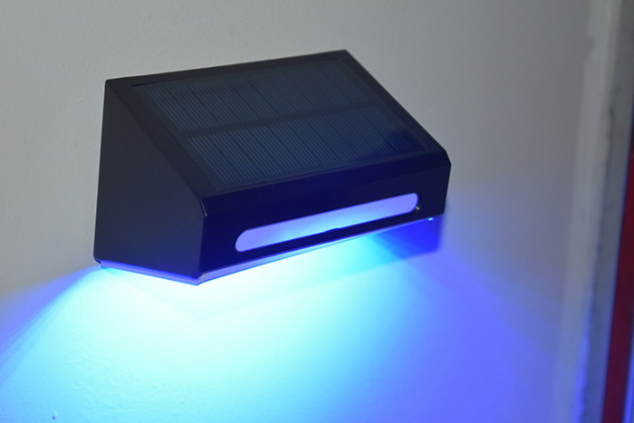 RGB cambiante luz de pared resistente al agua luz de jardín LED luz solar de cerca lámpara de muelle luz solar exterior