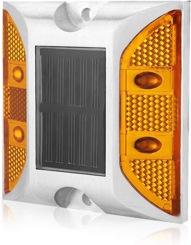 Estribo de carretera solar con 103*106*24mm Tamaño y luz de advertencia de tráfico reflectiva LED 330g