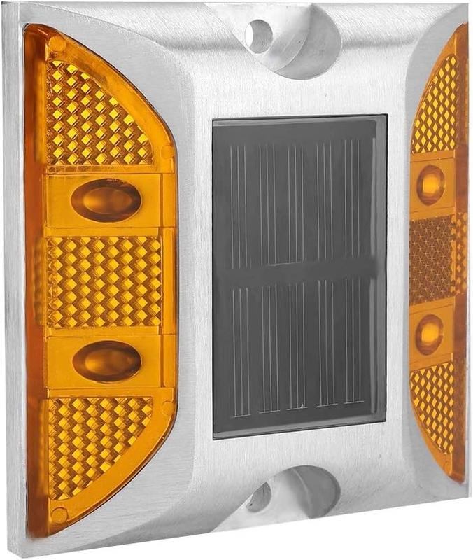 Estribo de carretera solar con 103*106*24mm Tamaño y luz de advertencia de tráfico reflectiva LED 330g