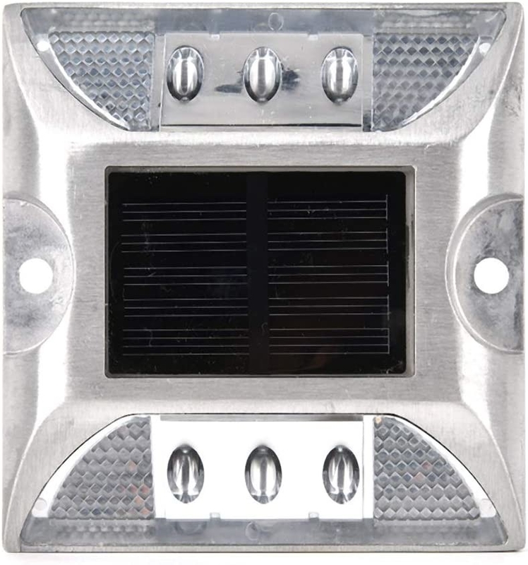 Estribo de carretera solar con 103*106*24mm Tamaño y luz de advertencia de tráfico reflectiva LED 330g