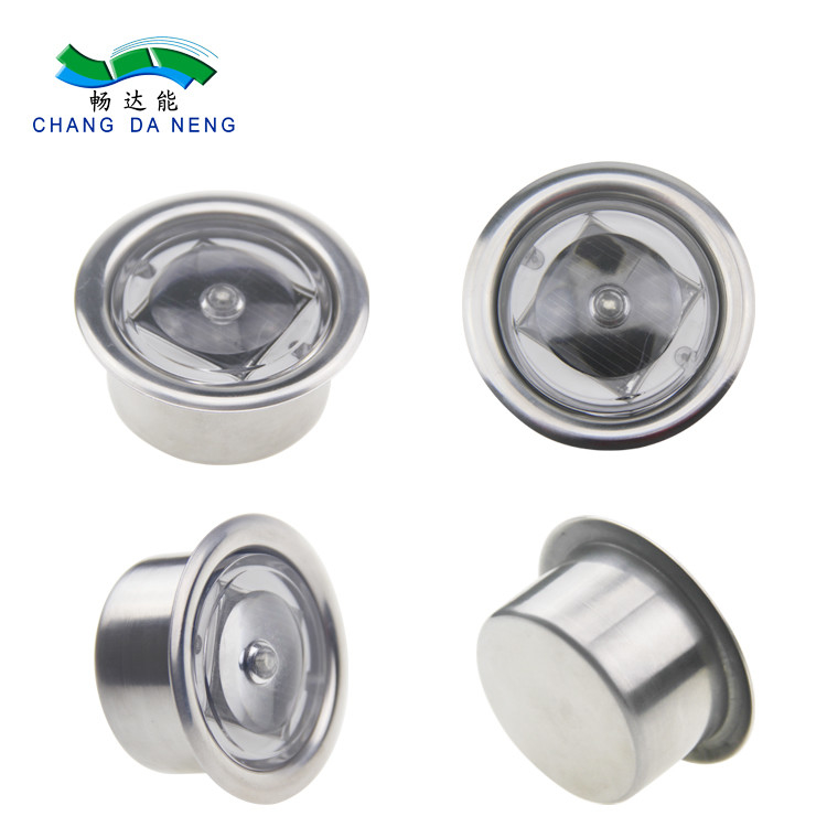 Luz de cubierta solar exterior de 2 V de voltaje 65*35 MM para iluminación de jardines
