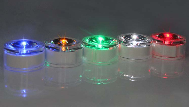 Rodillos solares subterráneos de aluminio redondo incrustado faro de luz LED marcadores de carretera