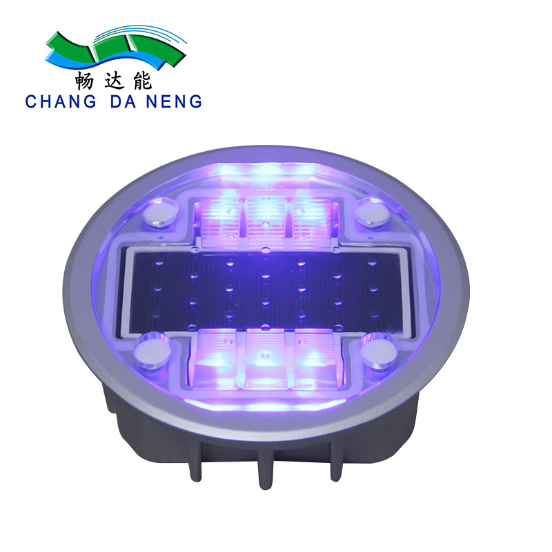 Marcador de reflexión solar del suelo Rodillos de carretera con energía solar con un amplio rango de temperatura de trabajo