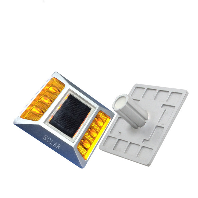 250 g Luz intermitente con energía solar con 6 LED y modo de destello o constante Distancia visual 800 metros Fuente de luz LED