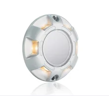 Fuente de luz LED Puertas de carretera con energía solar IP68 a prueba de agua para un rendimiento duradero
